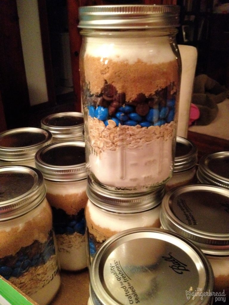 Layered jar cookies